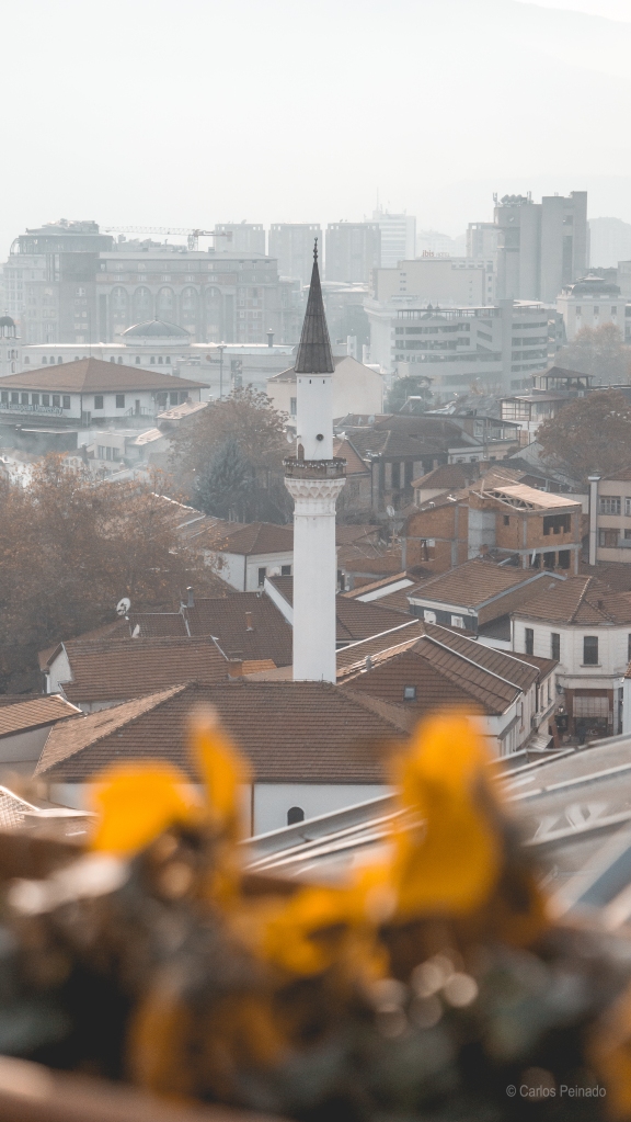 Mezquita en el Barrio turco de Skopje
